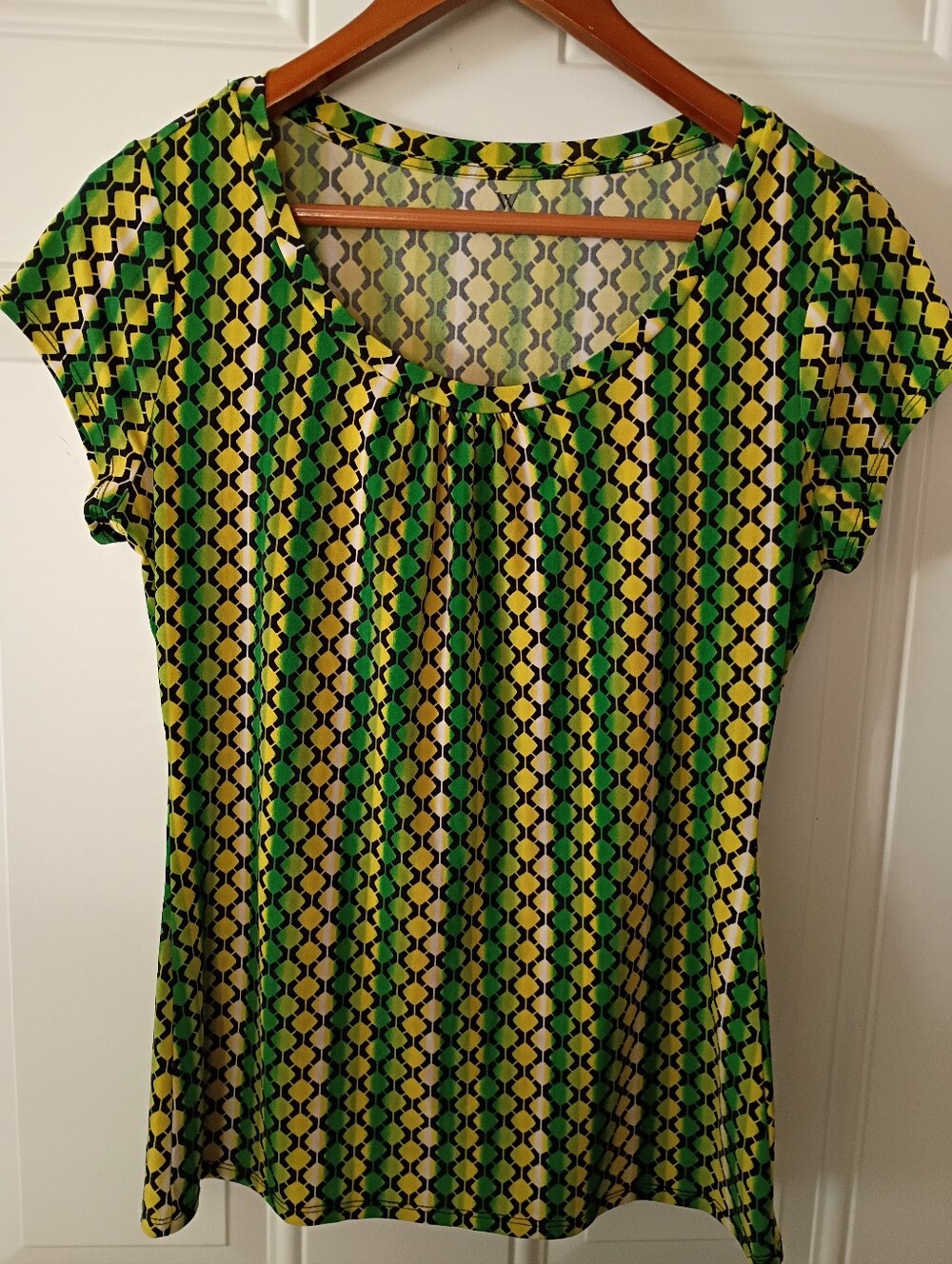 Worthington Women’s Green & Yellow Patterned Short-Sleeve Top